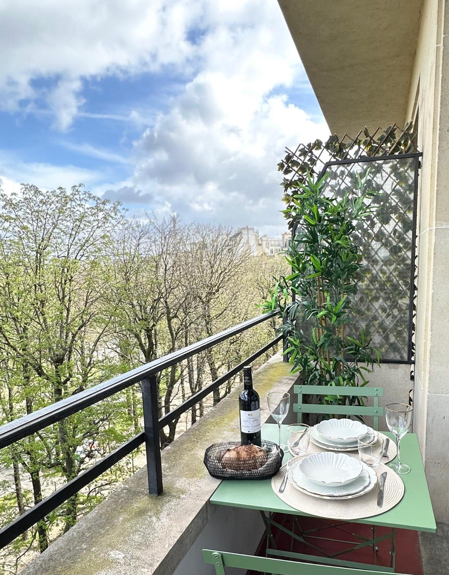 1598 - One Bedroom Apartment - Trocadéro&Eiffel Tower París Exterior foto